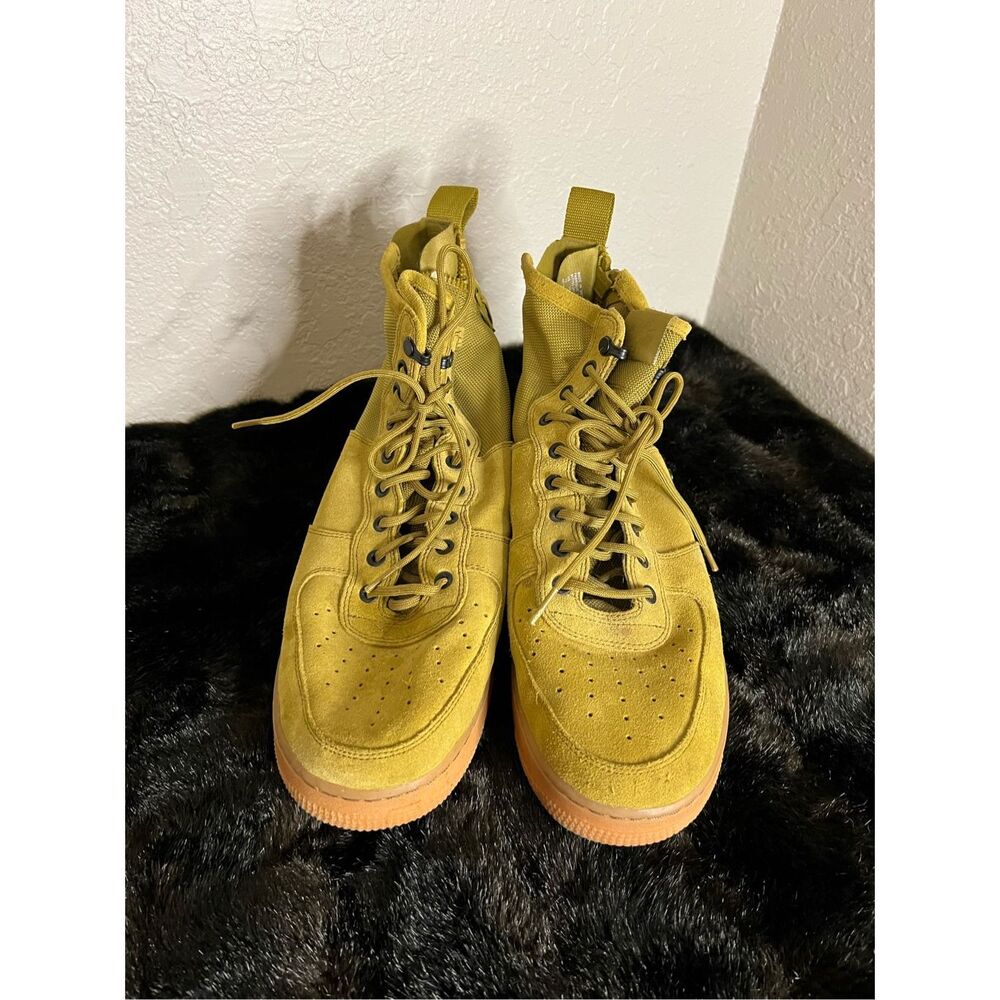 Nike Air Force 1 Mid Desert Moss 13